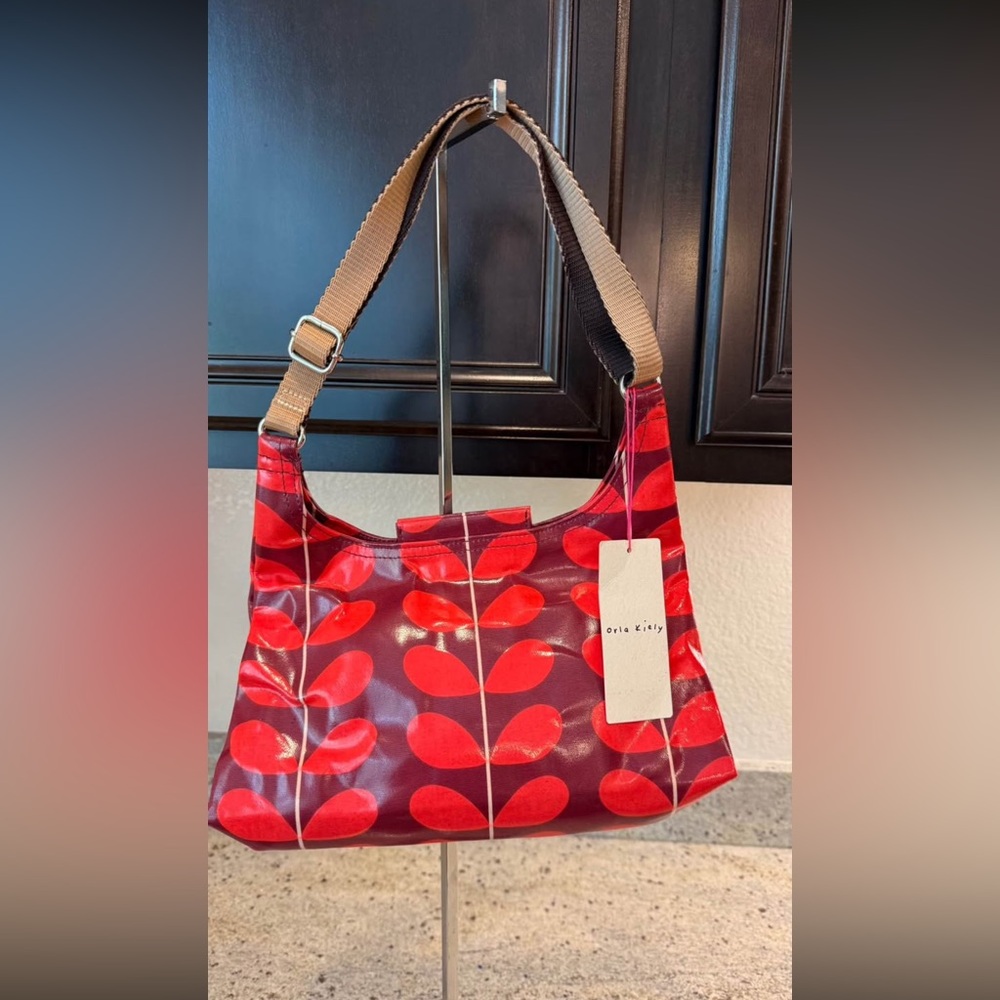 Orla Kiely Red and Dark Brown Leaf Pattern Shoulder Bag